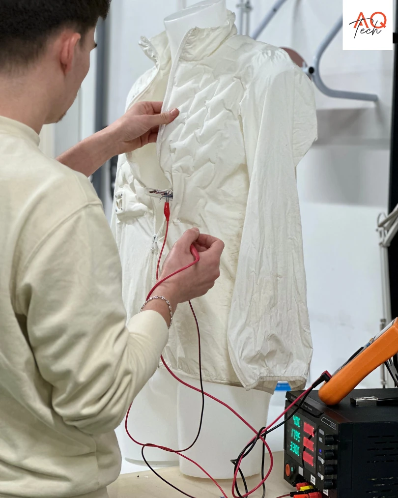 AQ-Tech textile prototyping workshop - development of the Van Rysel inflatable vest