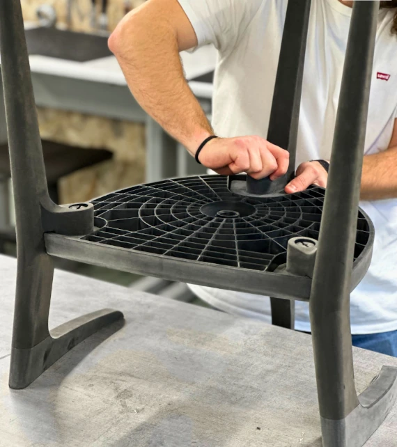 Polimair injection molding